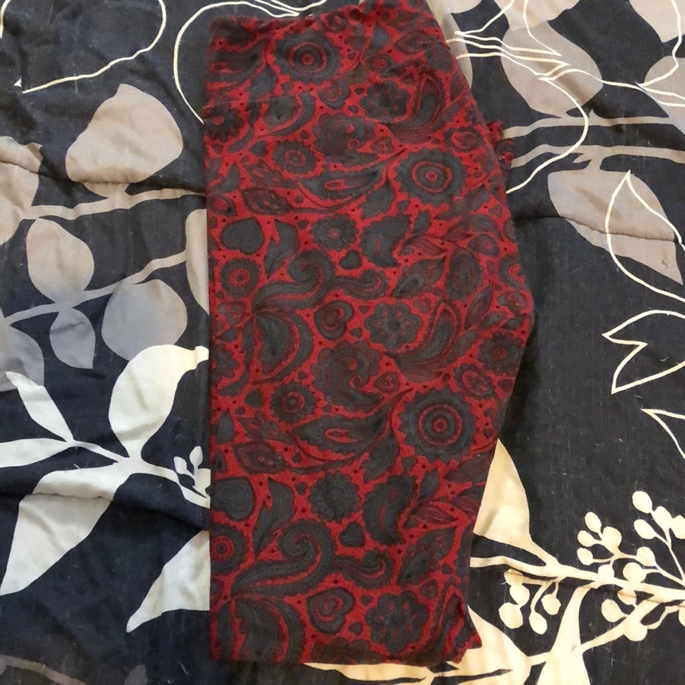 Lularoe tc paisley leggings